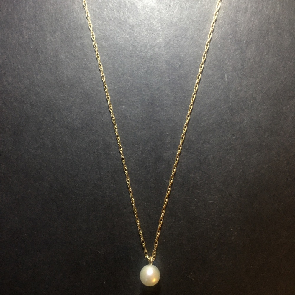 14K Gold & Saltwater Pearl Necklace